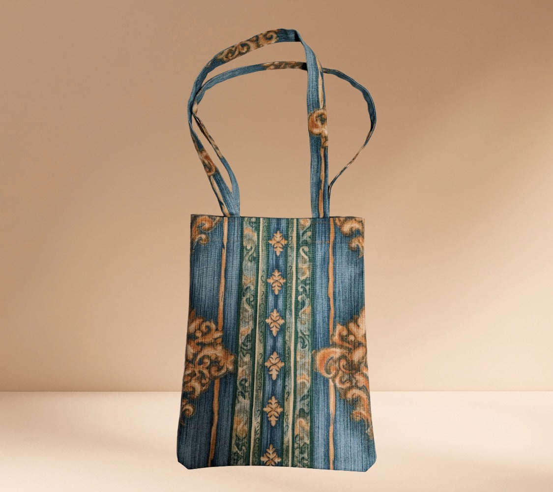 Lugano I Tote Bag Made by Nick